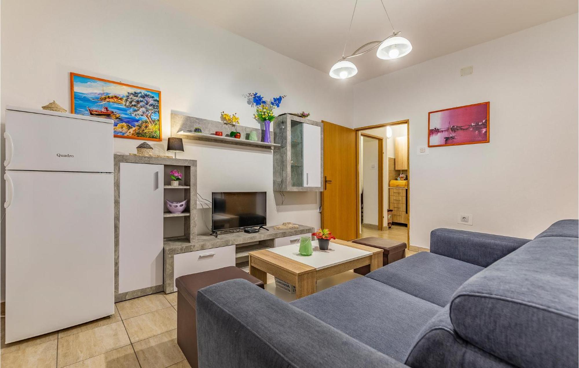 Amazing Apartment In Pula With Kitchen Exterior foto